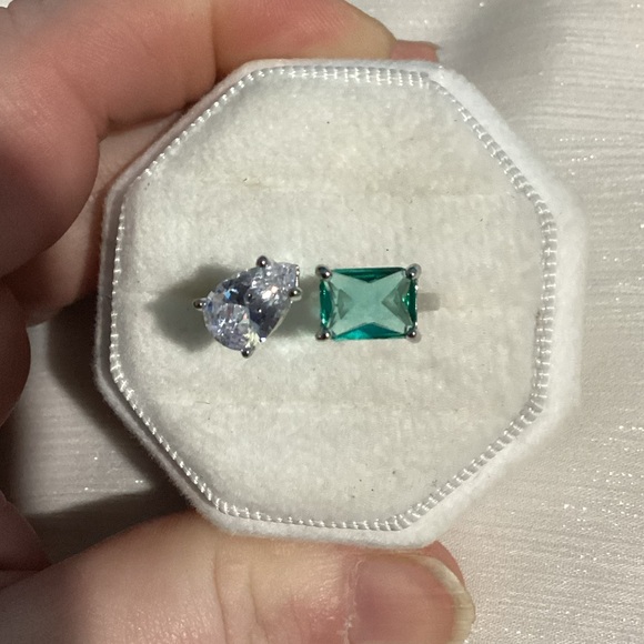 💋Adjustable Sterling Silver Open  Cz Diamond & Emerald Ring - Picture 9 of 17